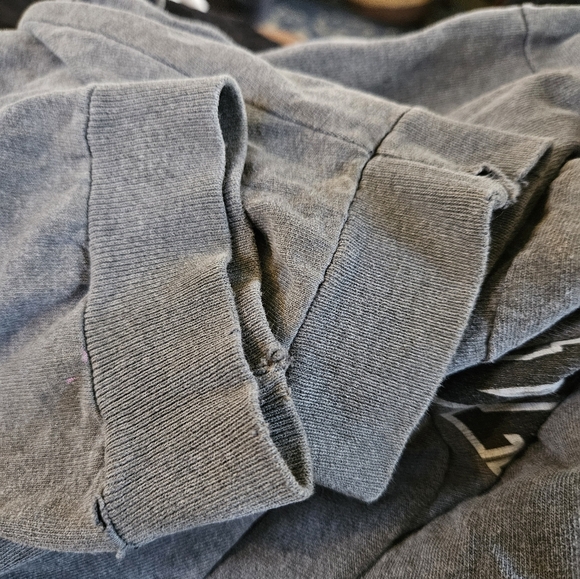 Vanderbilt long sleeve crop top XL - Picture 7 of 8